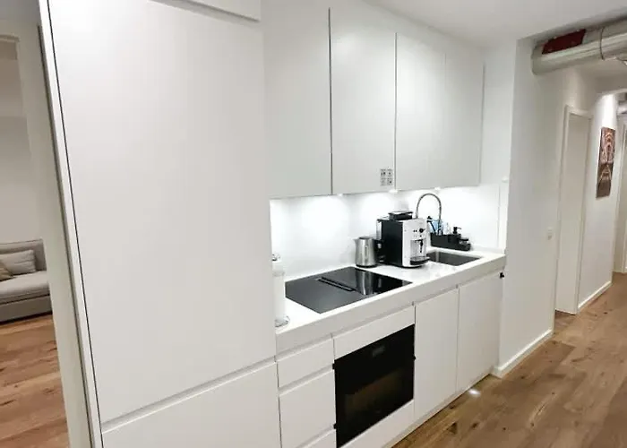 Spacious For 12 In * Hamburg-Harburg